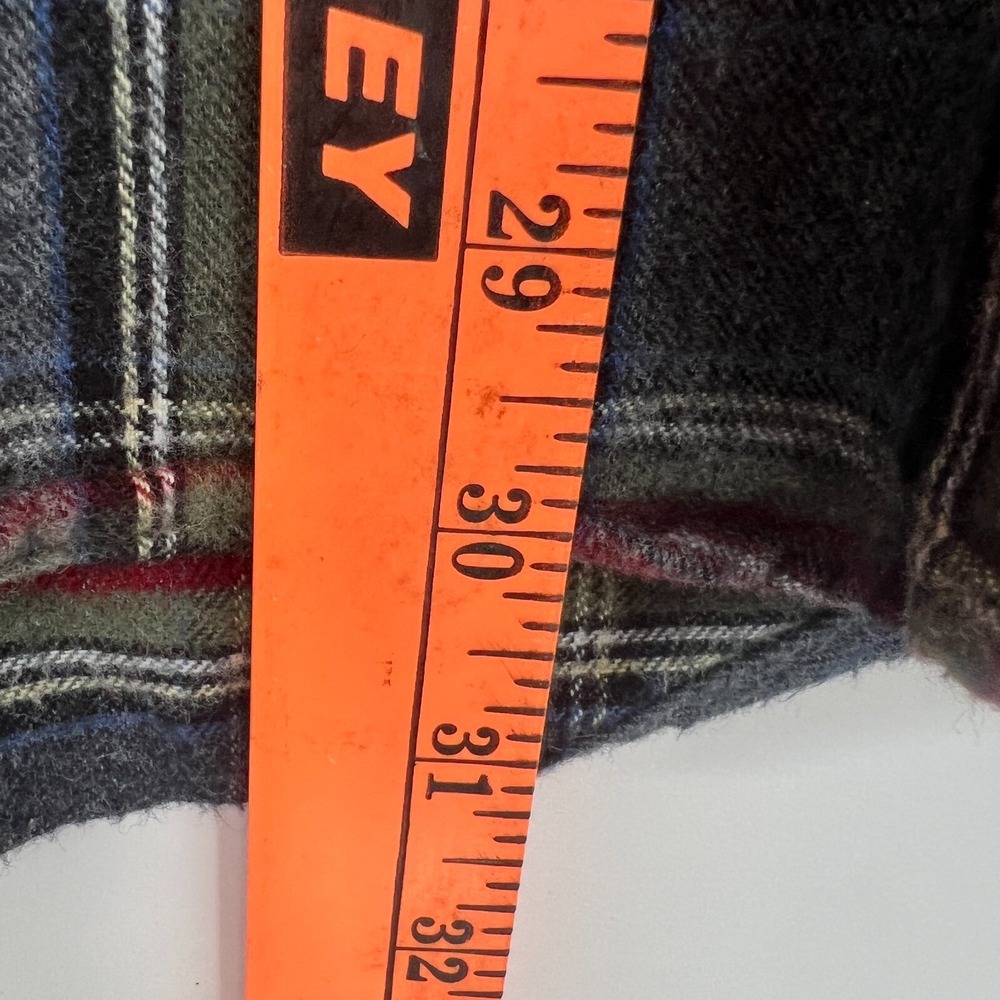 L.L.Bean Mens Traditional Fit Plaid Flannel Button Up Shirt Mens Size M Gray Red - Picture 10 of 11